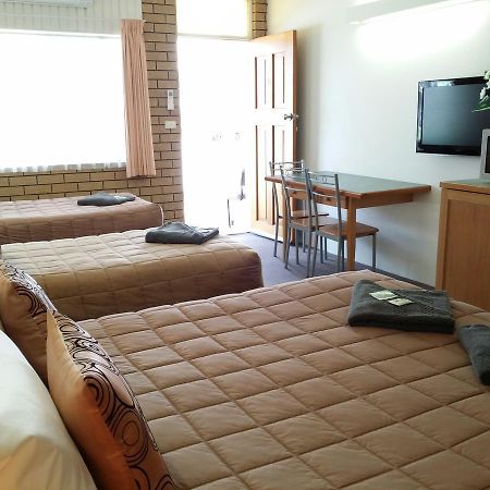 Guyra Motor Inn מראה חיצוני תמונה